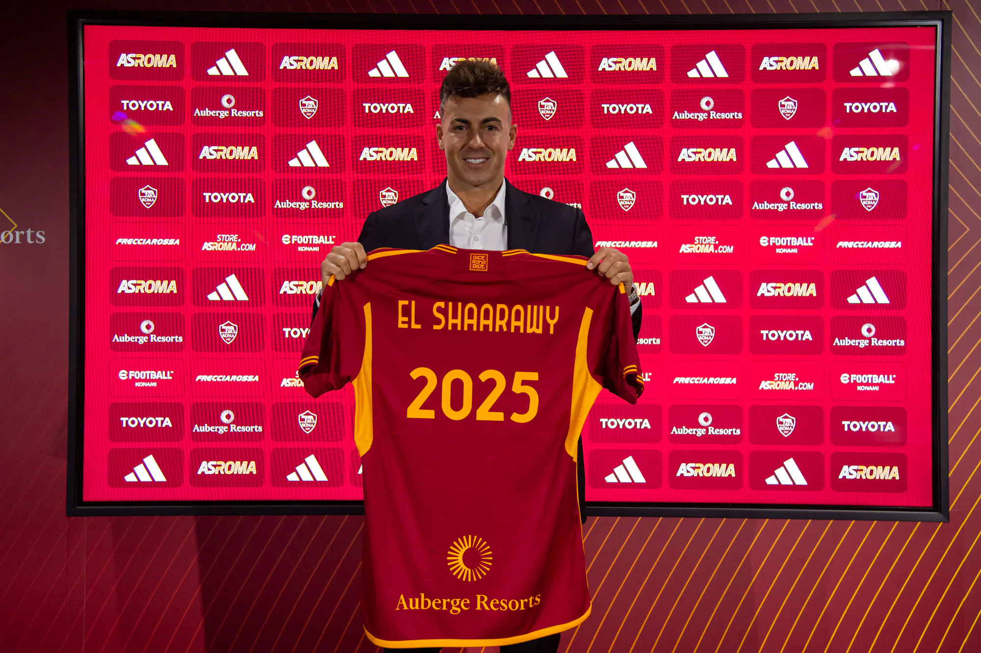 Bursaspor'a Dünya Yıldızı Önerisi: Stephan El Shaarawy Gündemde Bursaspor'a Dünya Yıldızı Önerisi: Stephan El Shaarawy Gündemde