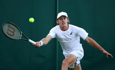 Wimbledon'da Kritik Eşleşme: Alex de Minaur ve Adrian Mannarino Karşı Karşıya