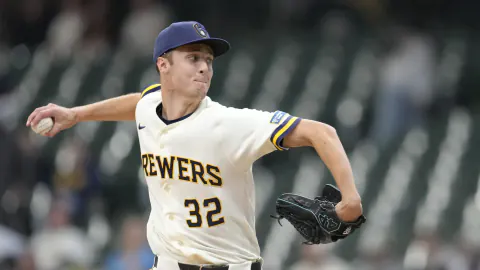 Milwaukee Brewers'ın Genç Yeteneği Jacob Misiorowski Kimdir?