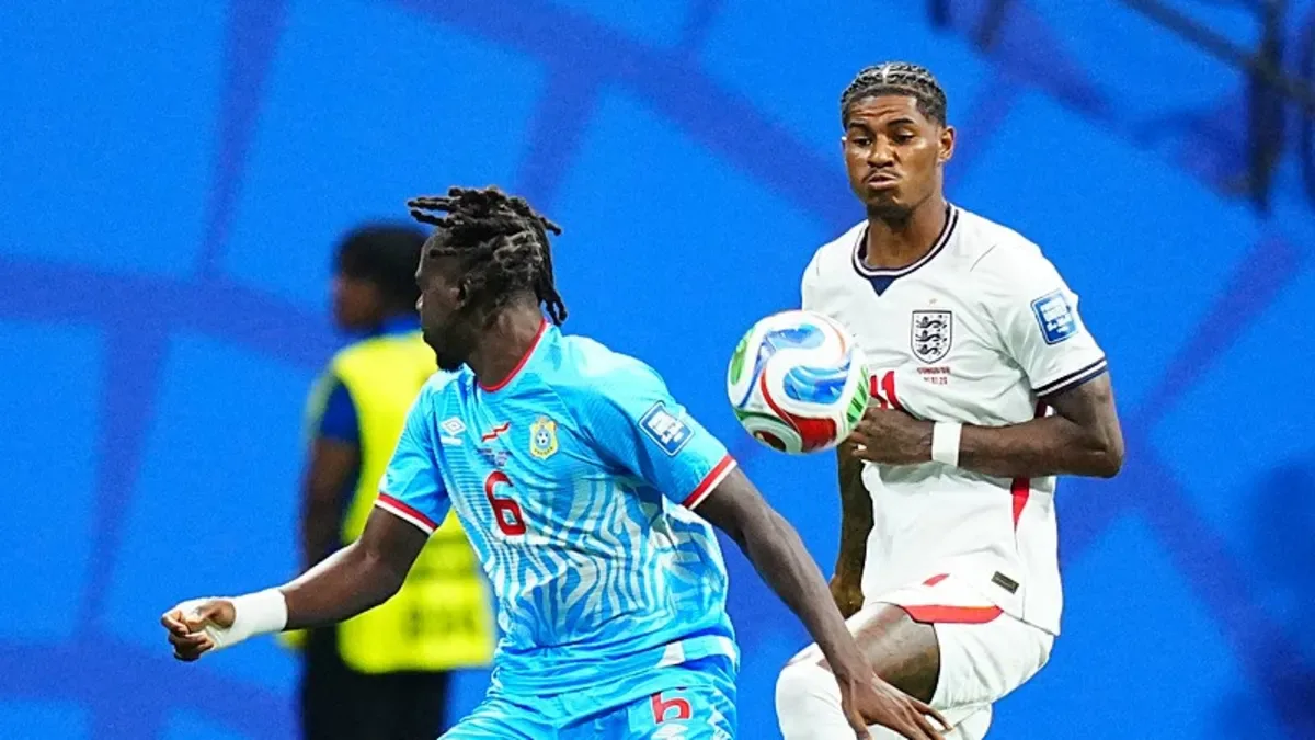 Galatasaray'da Orta Sahaya Yeni Takviye: Lesley Ugochukwu İmzayı Attı Galatasaray'da Orta Sahaya Yeni Takviye: Lesley Ugochukwu İmzayı Attı