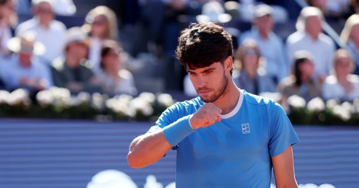 Carlos Alcaraz'ın Wimbledon Şoku: Sakatlık ve Sıralama Kaybı Carlos Alcaraz'ın Wimbledon Şoku: Sakatlık ve Sıralama Kaybı