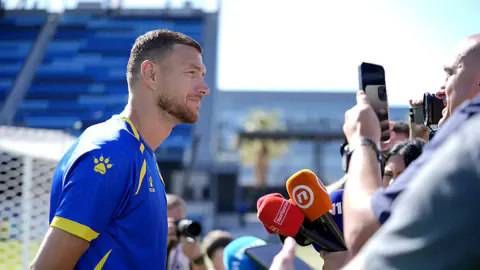 Edin Dzeko'dan ABD Maçı Öncesi İddialı Açıklama: Şans Eseri Gelmedik