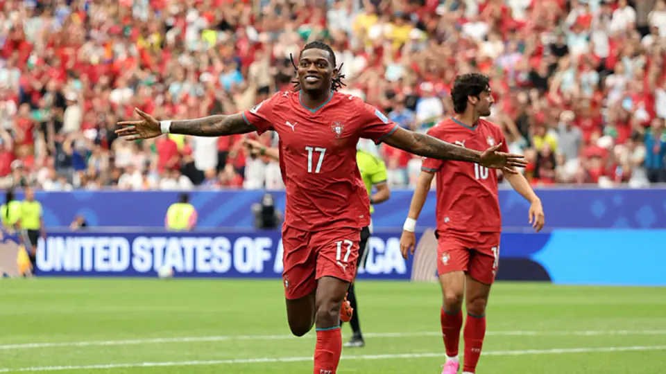 Galatasaray'dan Rafael Leao hamlesi: Milan ile temaslar başlıyor görseli