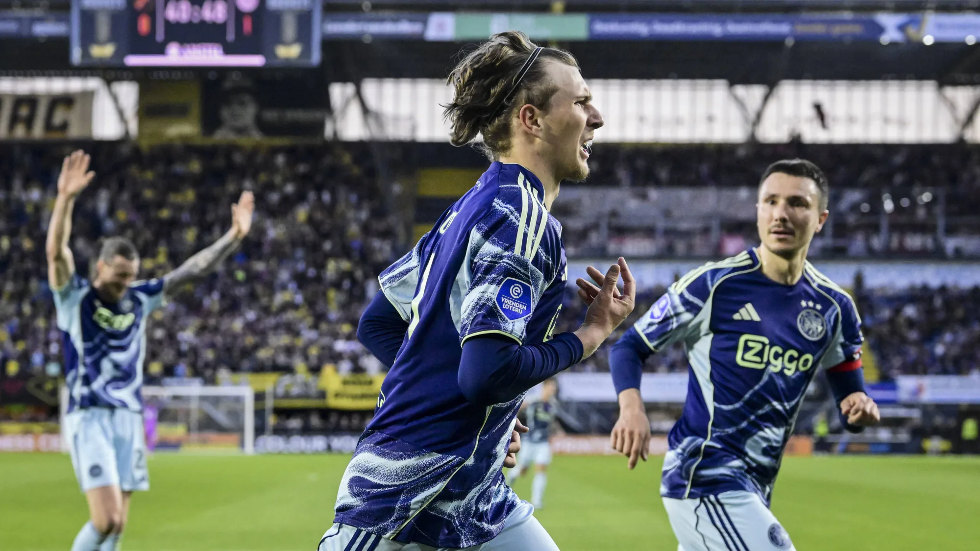 Ajax'ın Yeni Cevheri Mika Godts: Modern Kanat Rolü ve Milli Takım Tercihi Ajax'ın Yeni Cevheri Mika Godts: Modern Kanat Rolü ve Milli Takım Tercihi