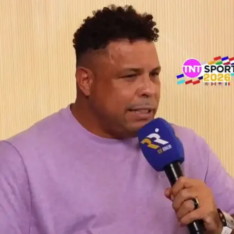 Ronaldo'dan Neymar'a kritik çağrı: Milli takımdan ayrılık kararını ertele