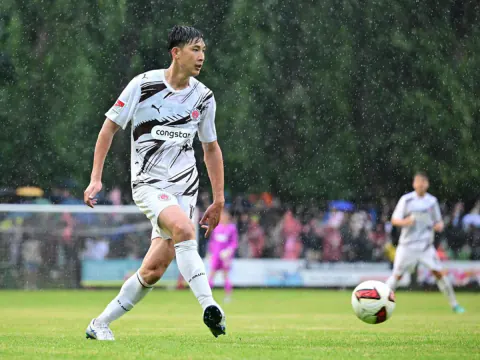 St. Pauli, Kickers Emden ile Yeni Sezon Hazırlıklarını Sürdürüyor