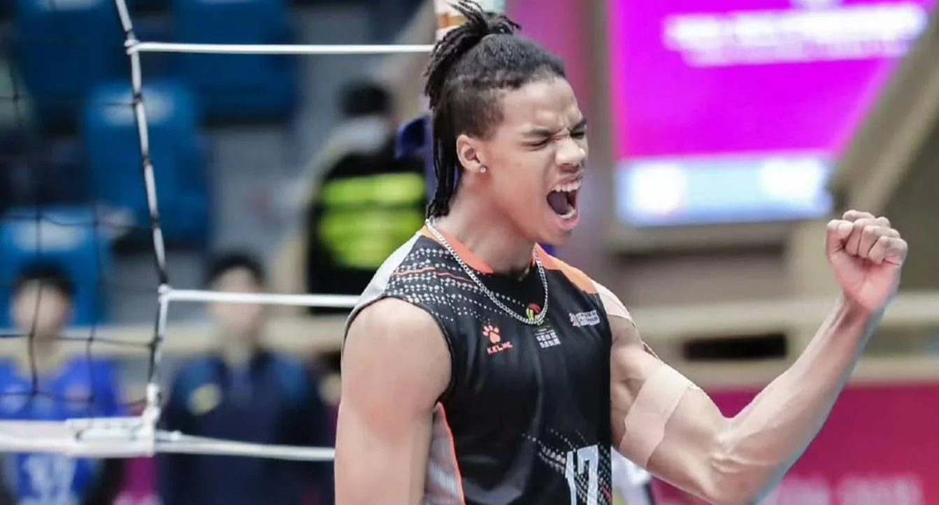 Halkbank Erkek Voleybol Takımı'na Kübalı Takviye: Alejandro Rodriguez Fuentes Geldi Halkbank Erkek Voleybol Takımı'na Kübalı Takviye: Alejandro Rodriguez Fuentes Geldi