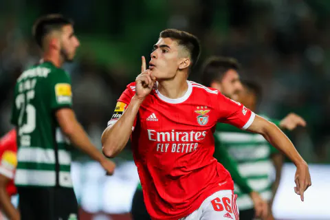 Benfica'da António Silva Depremi: Genç Yıldız Ayrılık İstedi