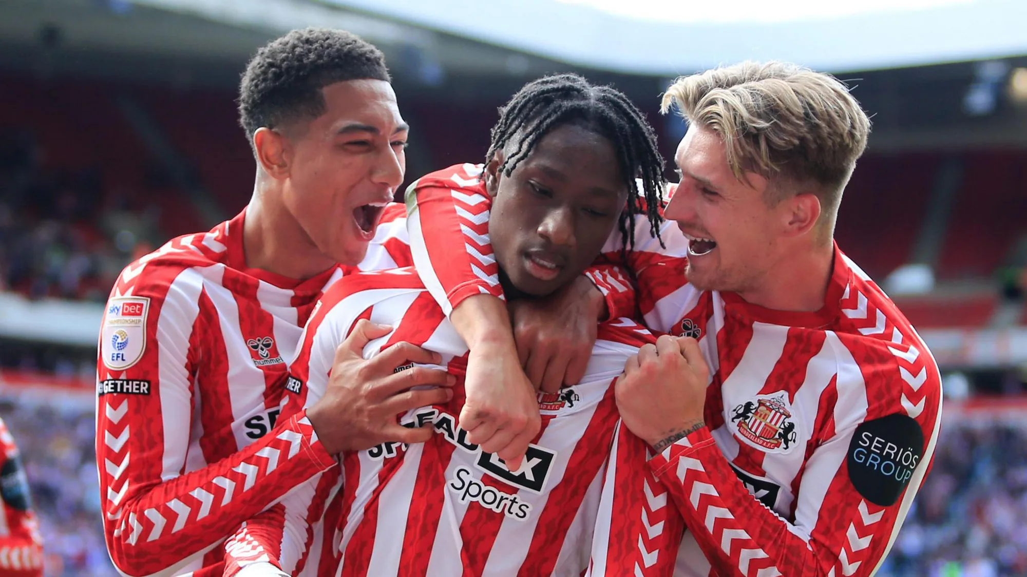Sunderland'de Kanat Operasyonu: Adingra ve Mundle Yol Ayrımında Sunderland'de Kanat Operasyonu: Adingra ve Mundle Yol Ayrımında