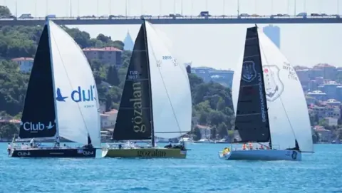 Beymen Club Sailing Team 55. Deniz Kuvvetleri Kupası'nda Kürsüye Çıktı Beymen Club Sailing Team 55. Deniz Kuvvetleri Kupası'nda Kürsüye Çıktı