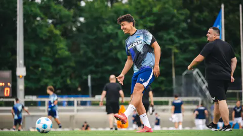 Lokomotive Leipzig'de Defans Hattına Takviye: Eliyas Strasner İmzayı Attı