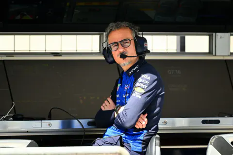 Racing Bulls'da Yönetim Krizi: Liam Lawson ve Mekies Gerginliği