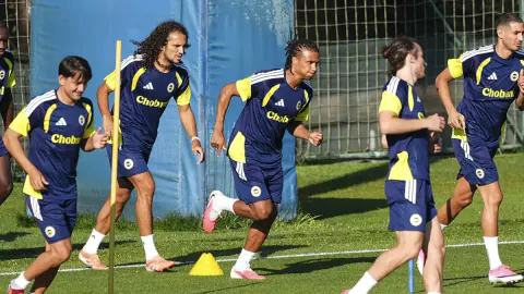 Fenerbahçe'den UEFA'ya kritik bildirim: Greenwood ve Ake listeye dahil edildi