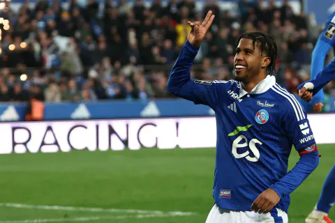 Manchester United'dan Andrey Santos Hamlesi: Chelsea'de Yol Ayrılığı