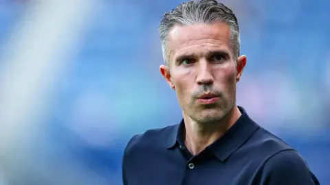 Feyenoord'da Yeni Sezon Öncesi Sakatlık Alarmı: Jordan Bos'un Durumu Kritik