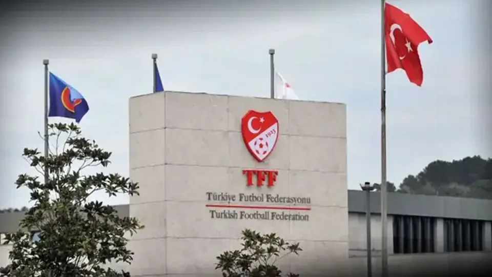 Süper Lig'de 10+4 Yabancı Kuralı Kesinleşti: TFF'den Kulüplere Net Mesaj görseli