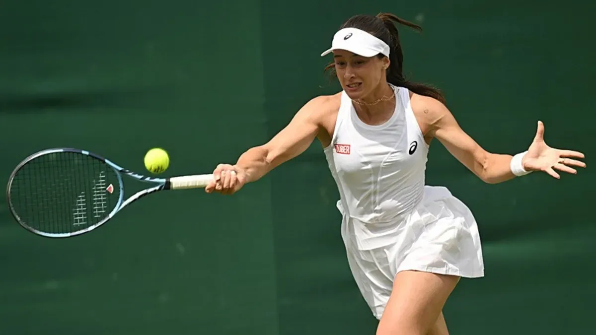 Wimbledon 2026'da Zeynep Sönmez Fırtınası: Milli Raket İkinci Tura Yükseldi