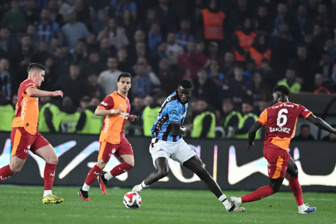 Trabzonspor'da Hücum Hattı İçin Transfer Seferberliği Trabzonspor'da Hücum Hattı İçin Transfer Seferberliği