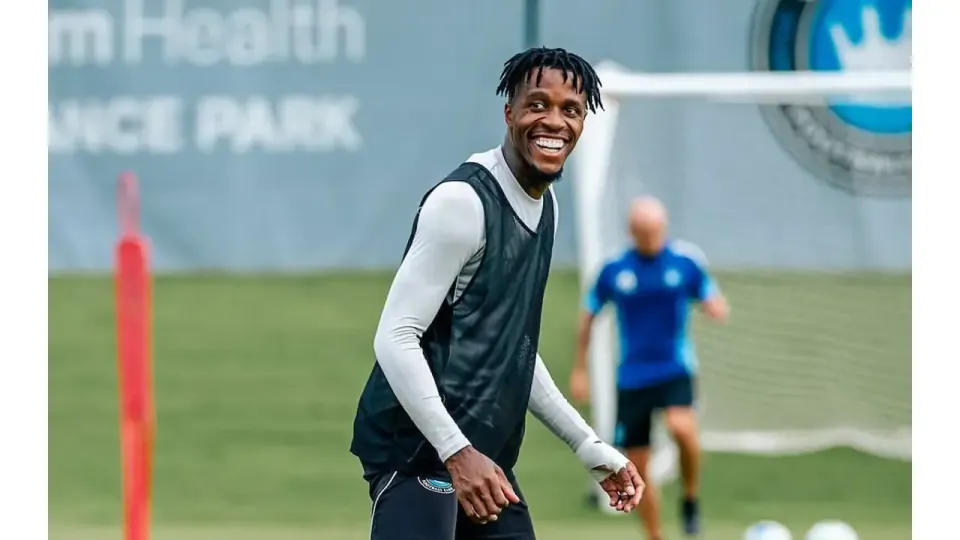 Wilfried Zaha Corinthians'e Önerildi: İngiliz Yıldız Brezilya Yolunda mı? görseli