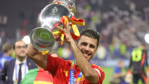Paco González'den İspanya'ya Kritik Uyarı: Rodri ve Fransa Riski