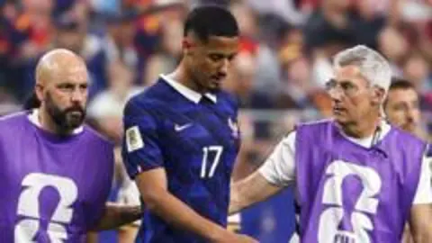 Arsenal'de William Saliba Alarmı: Cerrahi Müdahale Masada