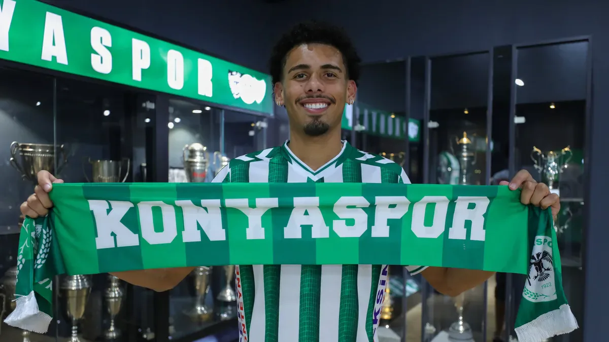 Konyaspor Savunmaya Genç Kan: Brezilyalı Joao Pedro Da Mata İmzayı Attı Konyaspor Savunmaya Genç Kan: Brezilyalı Joao Pedro Da Mata İmzayı Attı