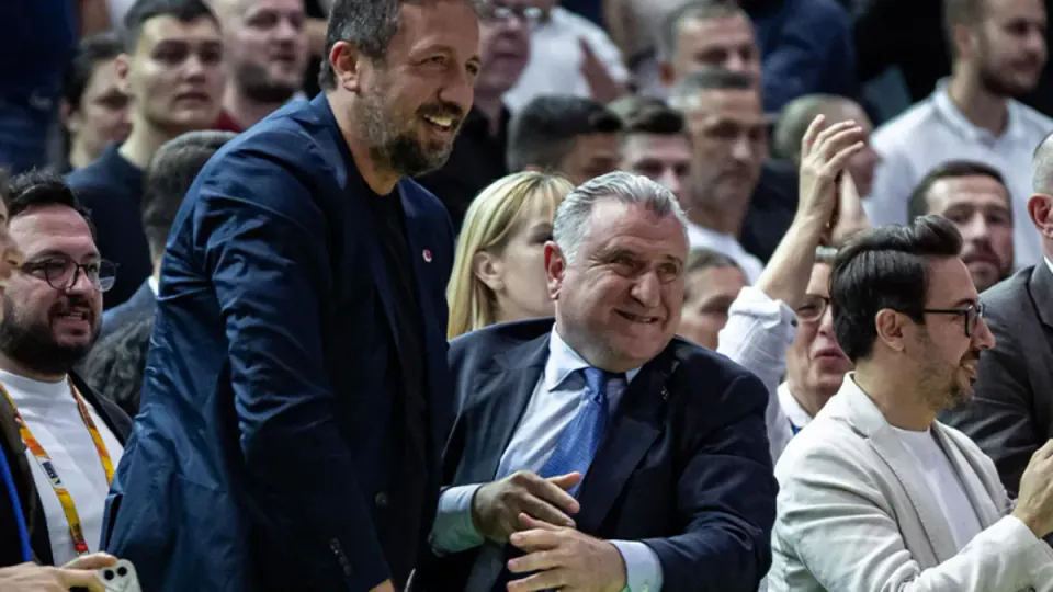 Bakan Osman Aşkın Bak'tan Milli Basketbol Takımına Tebrik: Galibiyet Milletimize Armağan görseli