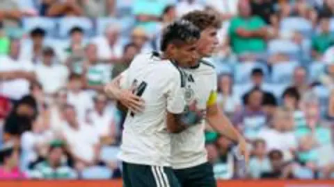 Martin O'Neill'den Yeni Transfer Camilo Duran Hakkında Çarpıcı Benzetme