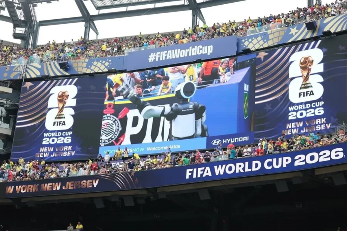 İnsansı Robot Atlas 2026 Dünya Kupası Sahasında: Teknoloji Futbolla Buluştu İnsansı Robot Atlas 2026 Dünya Kupası Sahasında: Teknoloji Futbolla Buluştu