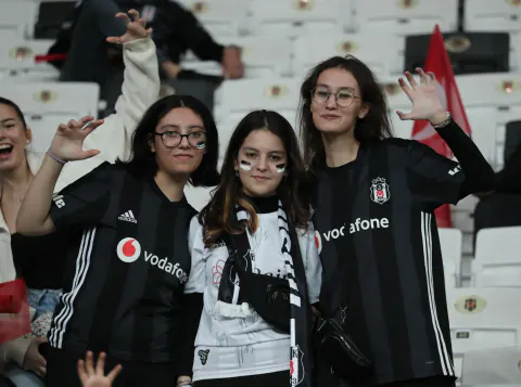 Samsunspor'da Yaz Hareketliliği: Dev Takas Gündemi ve 61. Yıl Coşkusu