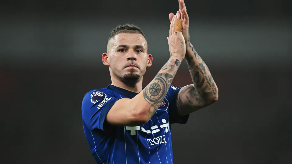 42 Milyon Sterlinlik Hayal Kırıklığı: Kalvin Phillips'in Dramatik Çöküşü görseli