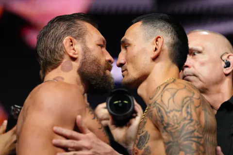 Dana White'tan Conor McGregor Açıklaması: Üçüncü Maç İçin Kapılar Kapalı mı? Dana White'tan Conor McGregor Açıklaması: Üçüncü Maç İçin Kapılar Kapalı mı?