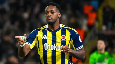 Benfica'dan Sürpriz Hamle: Jhon Duran Portekiz'e Transfer Oldu