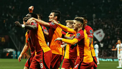 Galatasaray Ümraniyespor Karşısında Gol Yağmuruna Tutuldu: 5-1