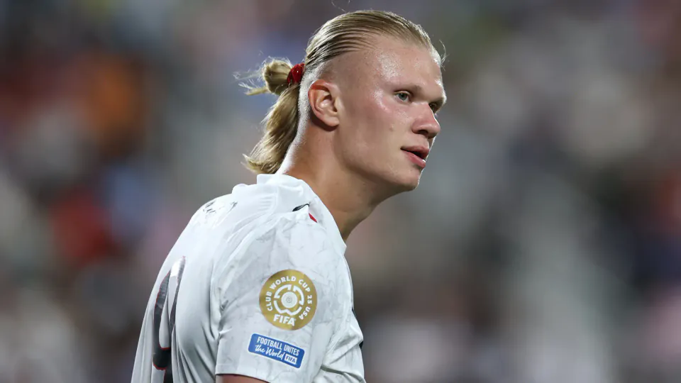 Erling Haaland'dan Şaşırtan Brezilya Hamlesi: O Formalar Ne Anlama Geliyor? görseli
