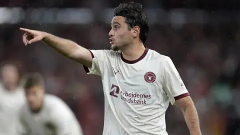 Süper Lig Devlerinin Aral Şimşir Savaşı: Trabzonspor ve Galatasaray Yarışta