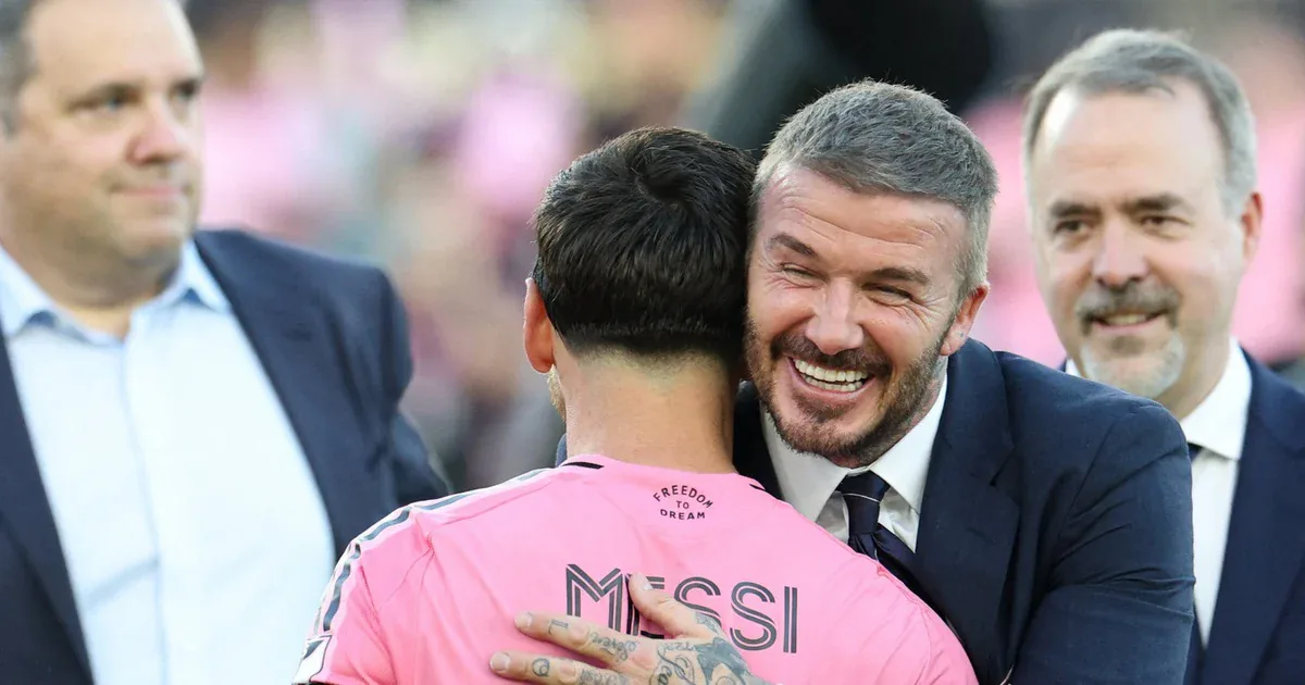 Xavi'den Şok İddia: Messi'nin Barcelona'ya Dönüşünü Laporta mu Engelledi? Xavi'den Şok İddia: Messi'nin Barcelona'ya Dönüşünü Laporta mu Engelledi?