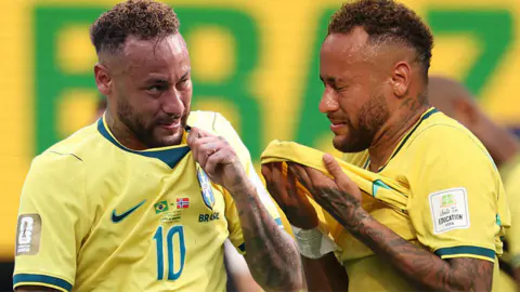 Brezilya'da Bir Devrin Sonu: Neymar Milli Takımı Bıraktı Brezilya'da Bir Devrin Sonu: Neymar Milli Takımı Bıraktı