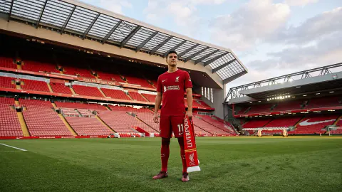 Liverpool'dan Transfer Operasyonu: Víctor Muñoz İmzayı Attı