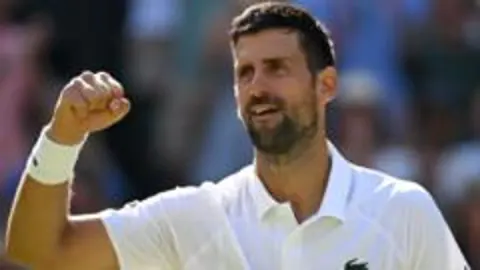 Novak Djokovic'ten Wimbledon'da Tarihi Rekor: Federer'in Sayısına Ulaştı