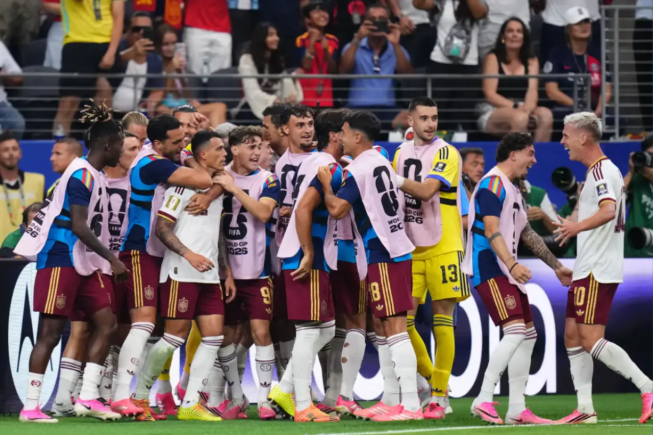 Dünya Kupası'nda İlk Finalist Belli Oldu: İspanya Finale Yükseldi Dünya Kupası'nda İlk Finalist Belli Oldu: İspanya Finale Yükseldi