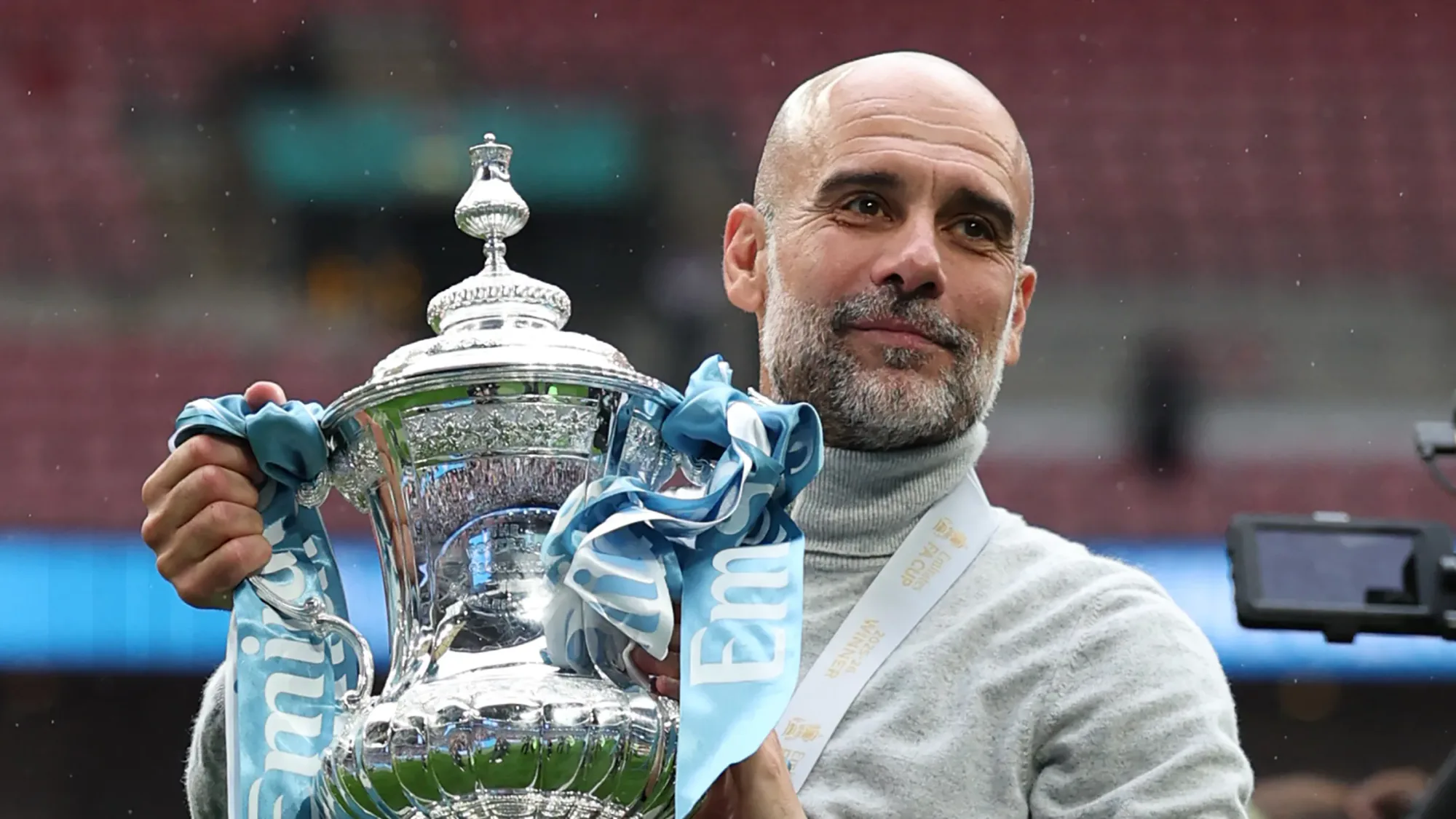 Pep Guardiola'nın Kariyer Dönüm Noktası: Milli Takım Seçenekleri Pep Guardiola'nın Kariyer Dönüm Noktası: Milli Takım Seçenekleri