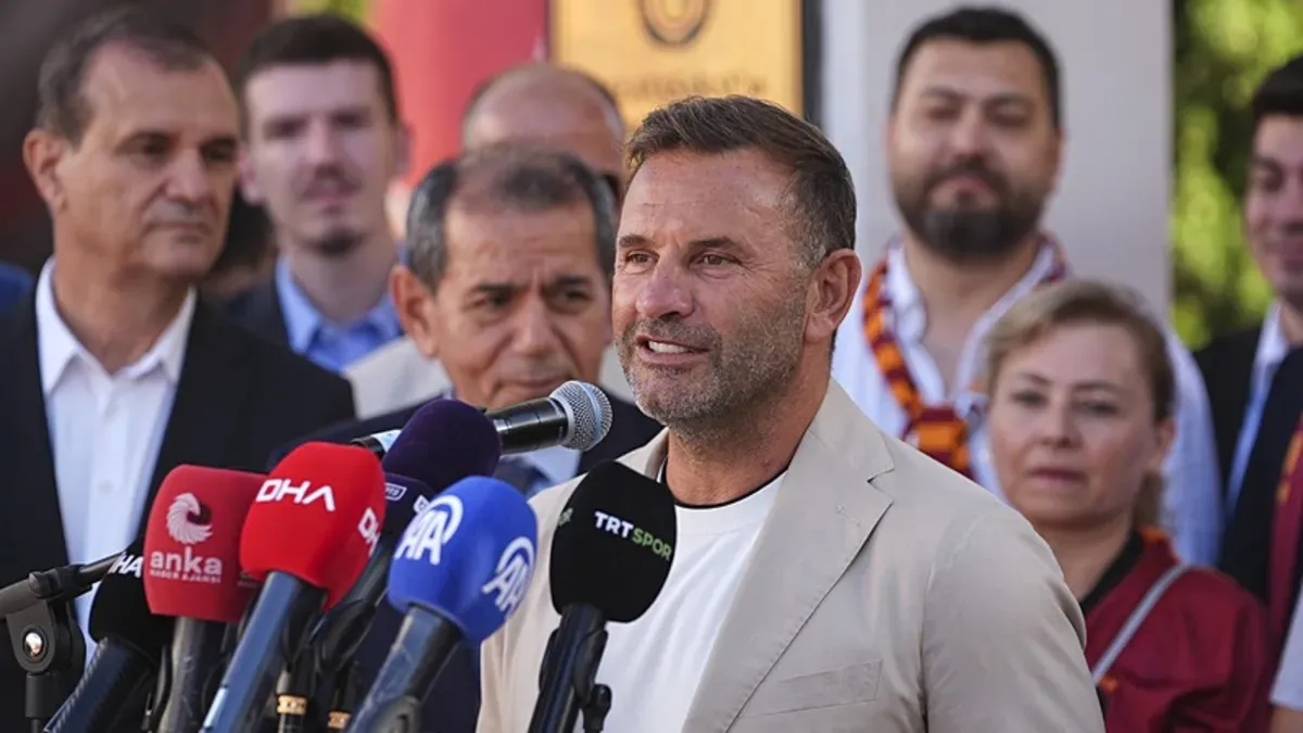 Okan Buruk'tan Tarihi Rekor: Galatasaray'da Bir Devir Kapandı Okan Buruk'tan Tarihi Rekor: Galatasaray'da Bir Devir Kapandı
