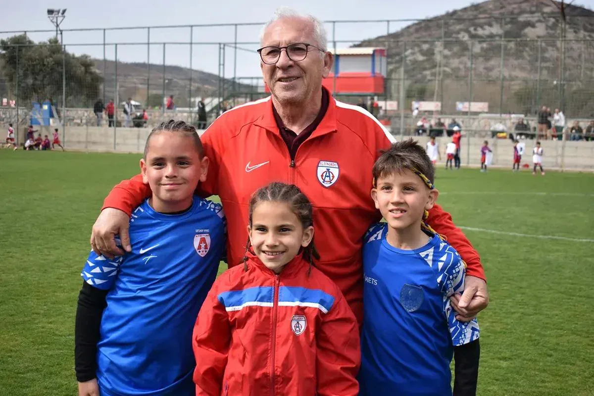 Türk Futbolunda Şok Gelişme: Altınordu Ligden Çekilme Kararı Aldı Türk Futbolunda Şok Gelişme: Altınordu Ligden Çekilme Kararı Aldı