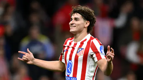 Julián Álvarez ve Barcelona Hattında Sürpriz Gelişme: Transfer Savaşı
