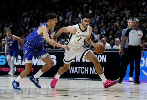 Dallas Mavericks'ten Hamle: Santi Aldama Resmi Olarak Kadroda