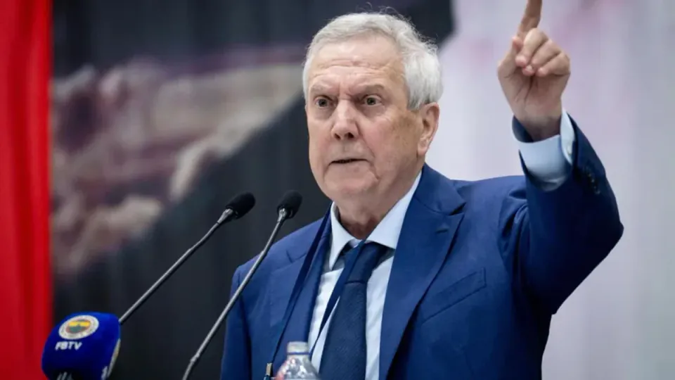 Fenerbahçe'de Mateta Hareketliliği: Aziz Yıldırım Devreye Girdi görseli