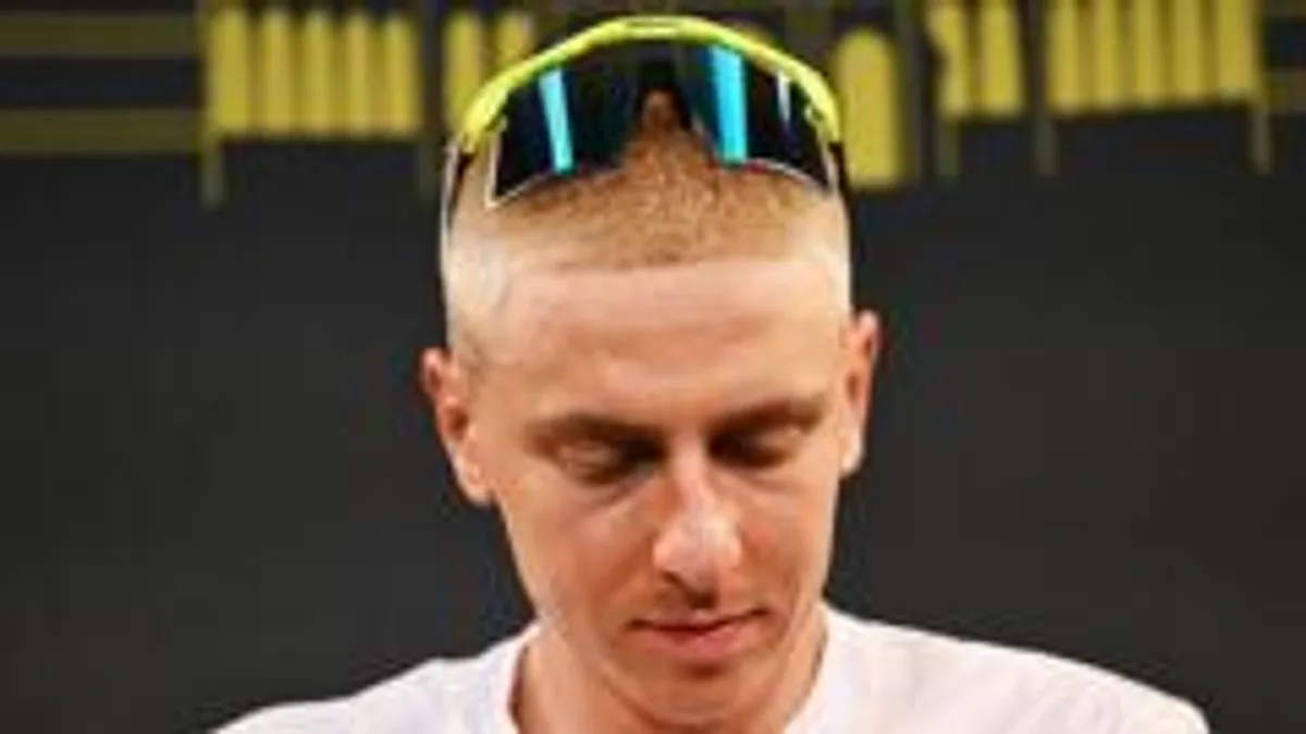 Tadej Pogacar'ın Tour de France Dominasyonu: Beşinci Şampiyonluk Yolunda Rakip Var mı? Tadej Pogacar'ın Tour de France Dominasyonu: Beşinci Şampiyonluk Yolunda Rakip Var mı?