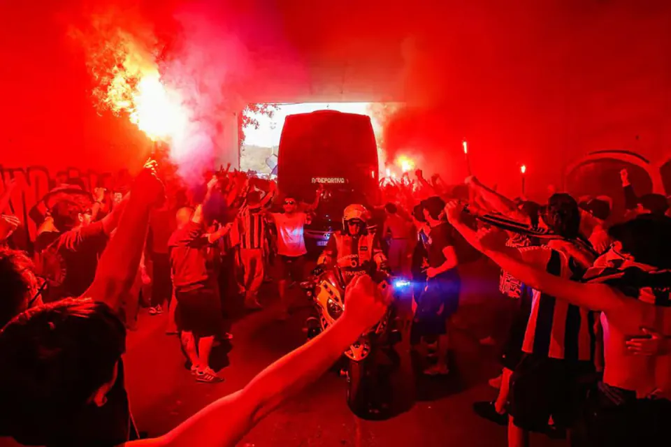 İspanya'nın 'Los Turcos' Lakaplı Devi: Deportivo La Coruña'nın Hikayesi görseli
