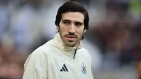 Tottenham, Newcastle ile Sandro Tonali için 100 Milyon Sterlin'lik anlaşmaya vardı